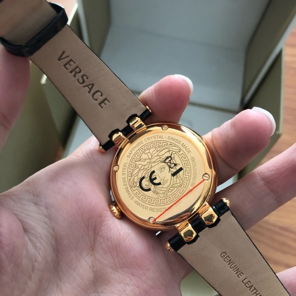 Authentic Versace watch - Picture 3 of 5